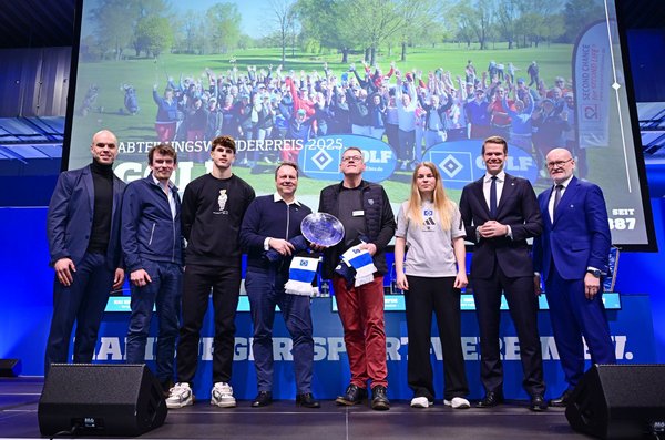 Ehrung der Golfabteilung auf der Mitgliederversammlung des HSV e.V. - Foto: WITTERS